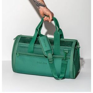 Wild One Airline Carrier